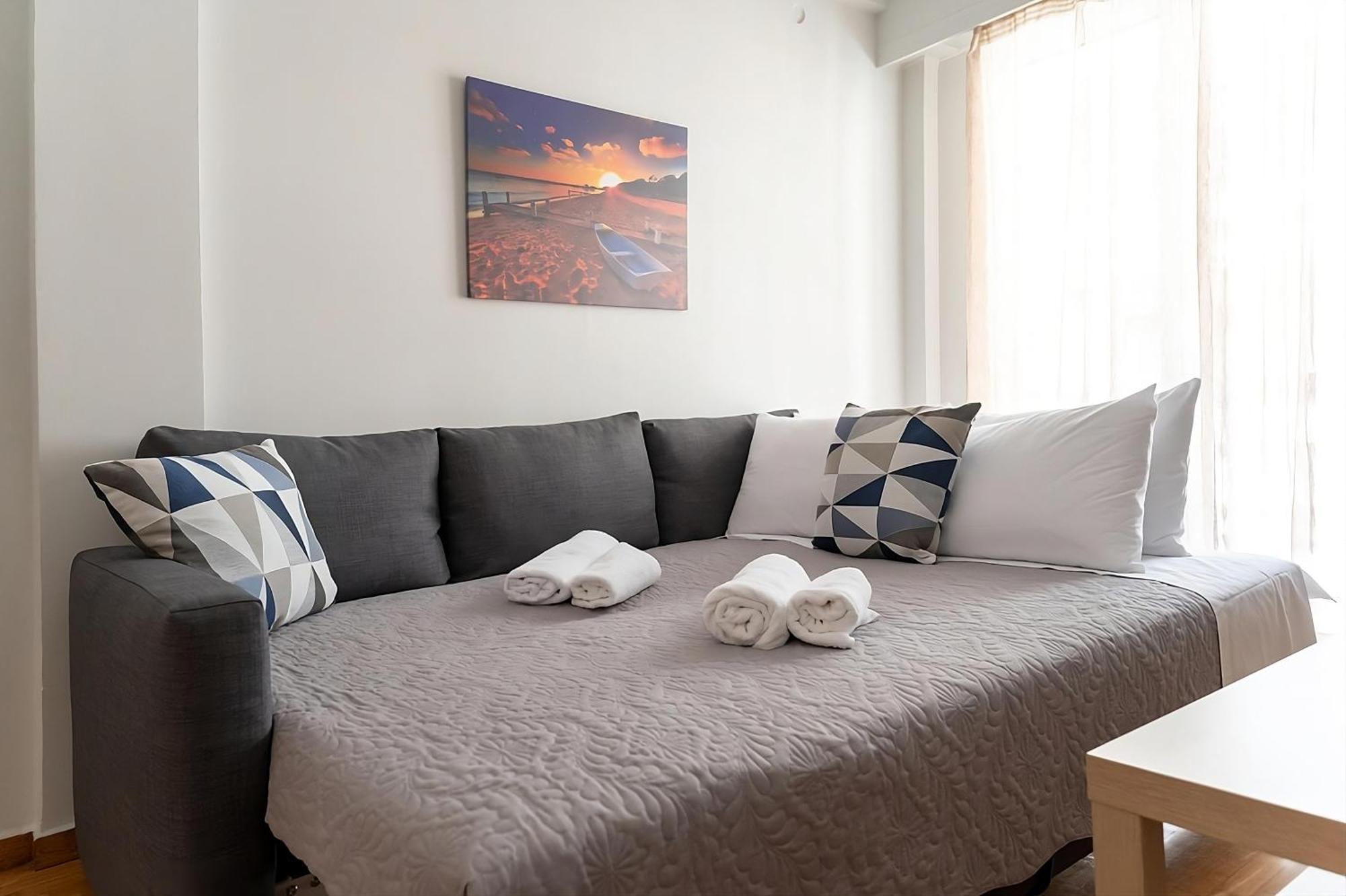 Entire Apt, 3Rd Floor, 1 Bedroom أثينا المظهر الخارجي الصورة