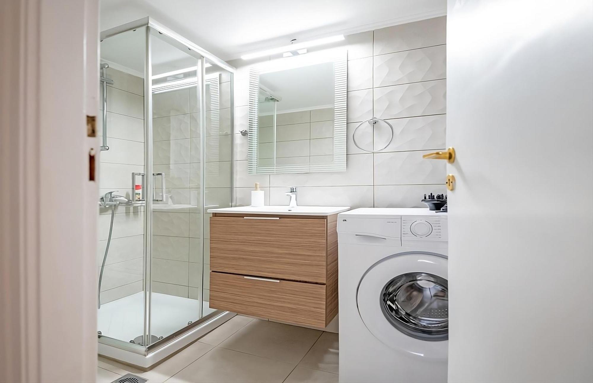 Entire Apt, 3Rd Floor, 1 Bedroom أثينا المظهر الخارجي الصورة